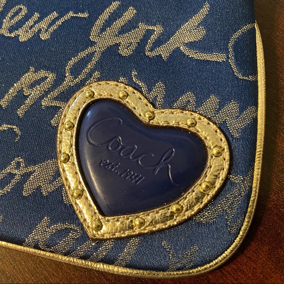 Coach Wristlet - Picture 3 of 8